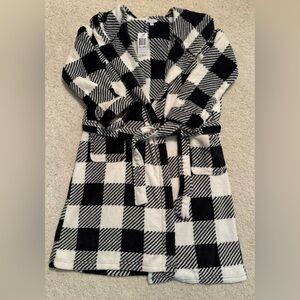 Vera Bradley Black and White Plaid Robe NWT Size S/M